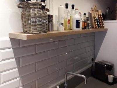 recht eikenhouten wandplank zwevend