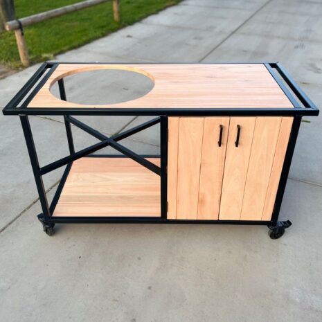 Buitenkeuken op wielen eucalyptus hout