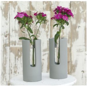 stekvaasje - reageerbuis betonlook sfeerfoto