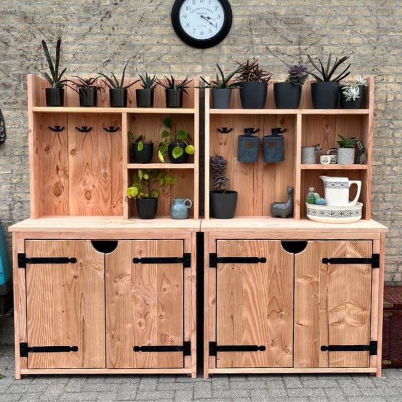 2 douglas tuinkasten naast elkaar