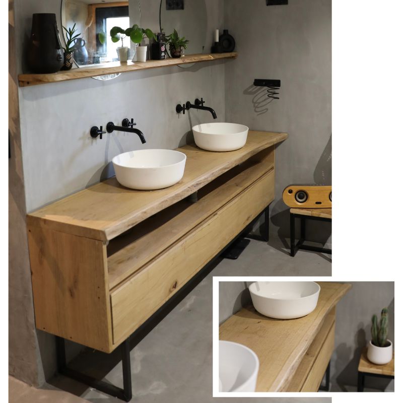 eikenhouten badkamermeubel op maat met boomblad bovenop