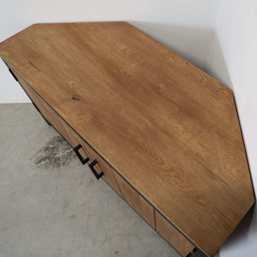 hoek tv meubel eikenhout en staal industrieel - bovenzijde