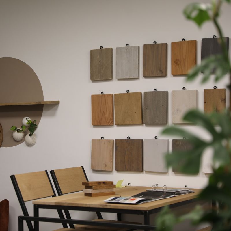 een maatwerk bezoek inplannen voor de woonkamerkast