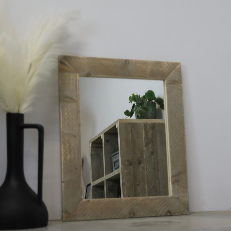 steigerhouten spiegel met old-look steigerhouten rand