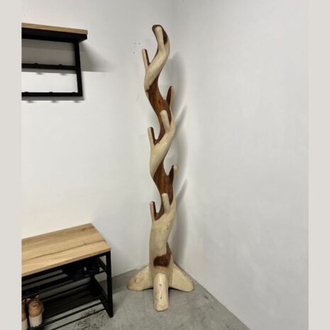 suar houten kapstok staand