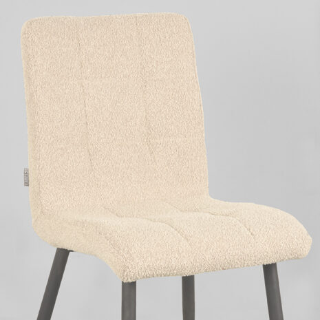 LABEL51 Eetkamerstoel Sam - Zand Boucle detail