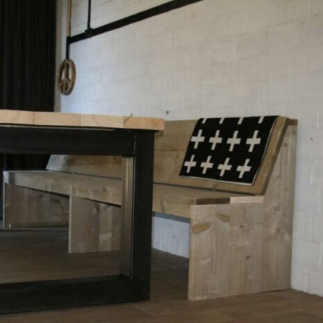 Steigerhouten bank voor tegen de muur thijs