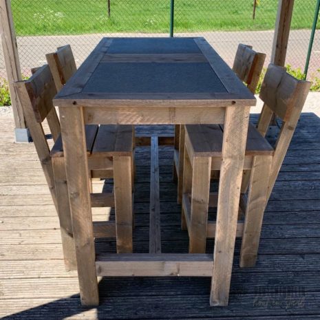 bartafel set sanne van steigerhout met keramische tegels in het blad voor de tuin