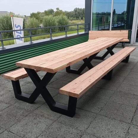 douglashouten picknicktafel voor de tuin