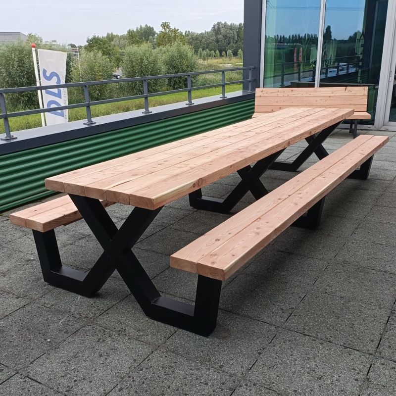 douglashouten picknicktafel voor de tuin