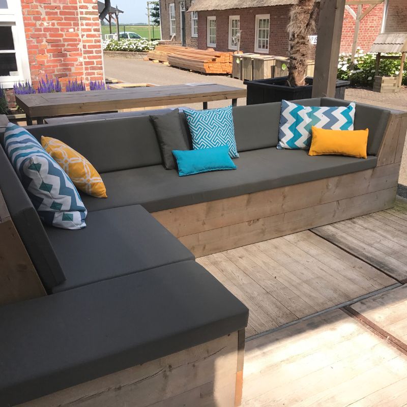 fijne outdoorkussens op maat voor de tuinmeubelen