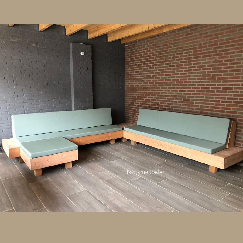 hoekbank tuin douglas met tafel in het midden hoekbank tuin douglas met tafel in het midden.jpg