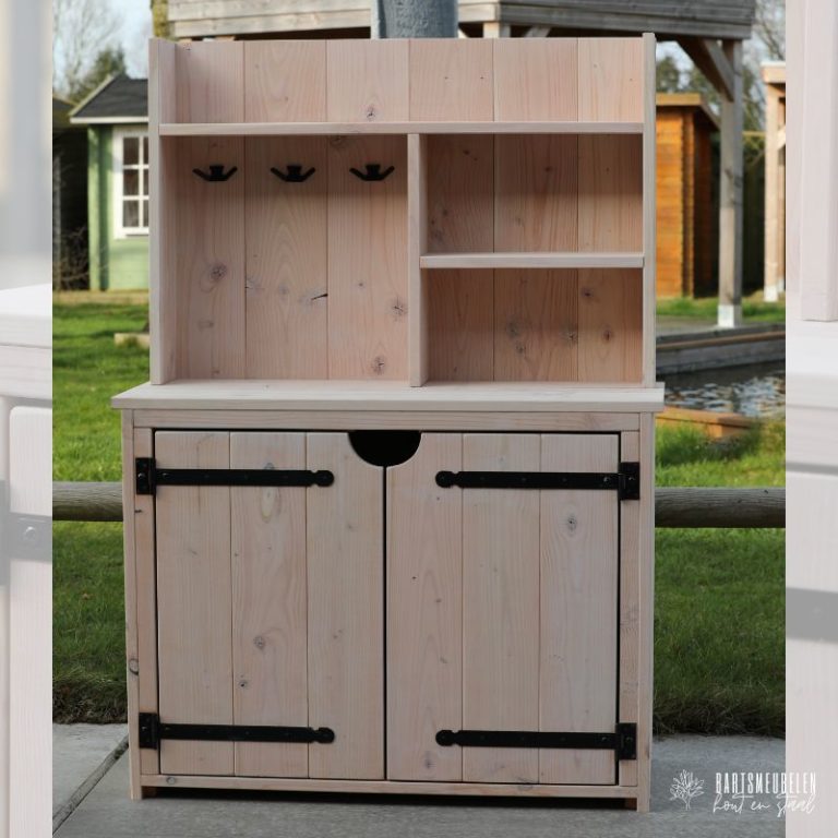 vooraanzicht houten tuinkast douglas met white-wash