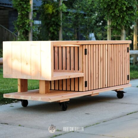 Buitenkeuken douglas Zevenbergen met latjes