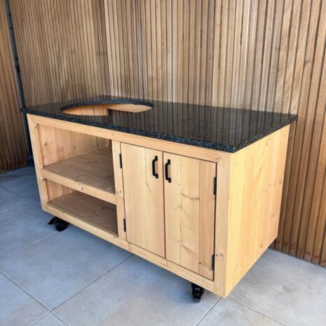 Douglas Buitenkeuken met granieten blad impala natuursteen