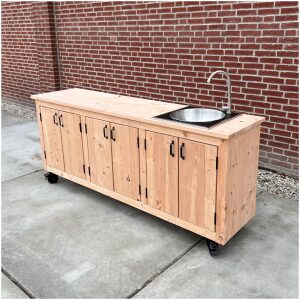 Luxe Tuinkast Douglas met spoelbak en kraan