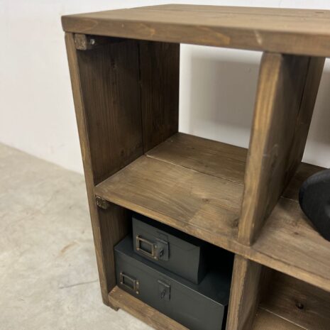 bruine Steigerhouten vakkenkast 5 Showroommodel