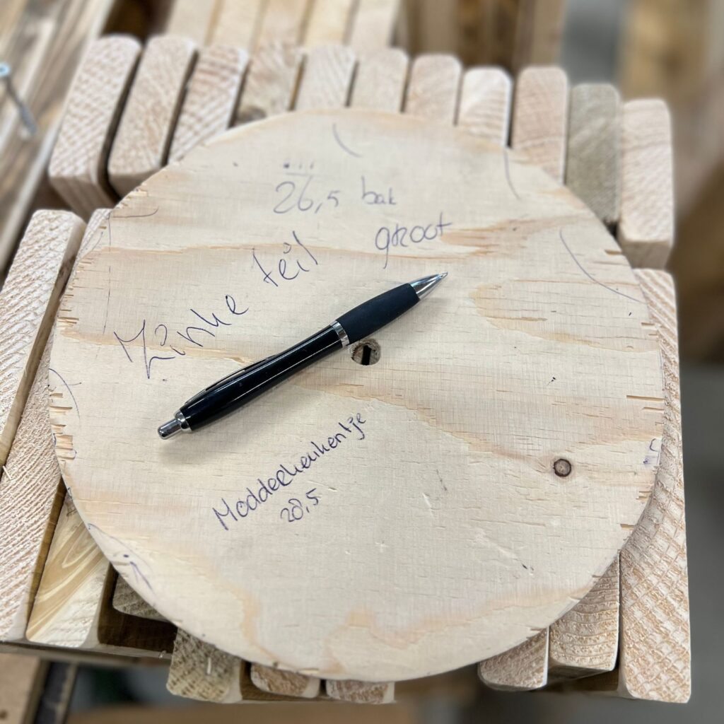 Bartsmeubelen modderkeukentje mal voor waskom