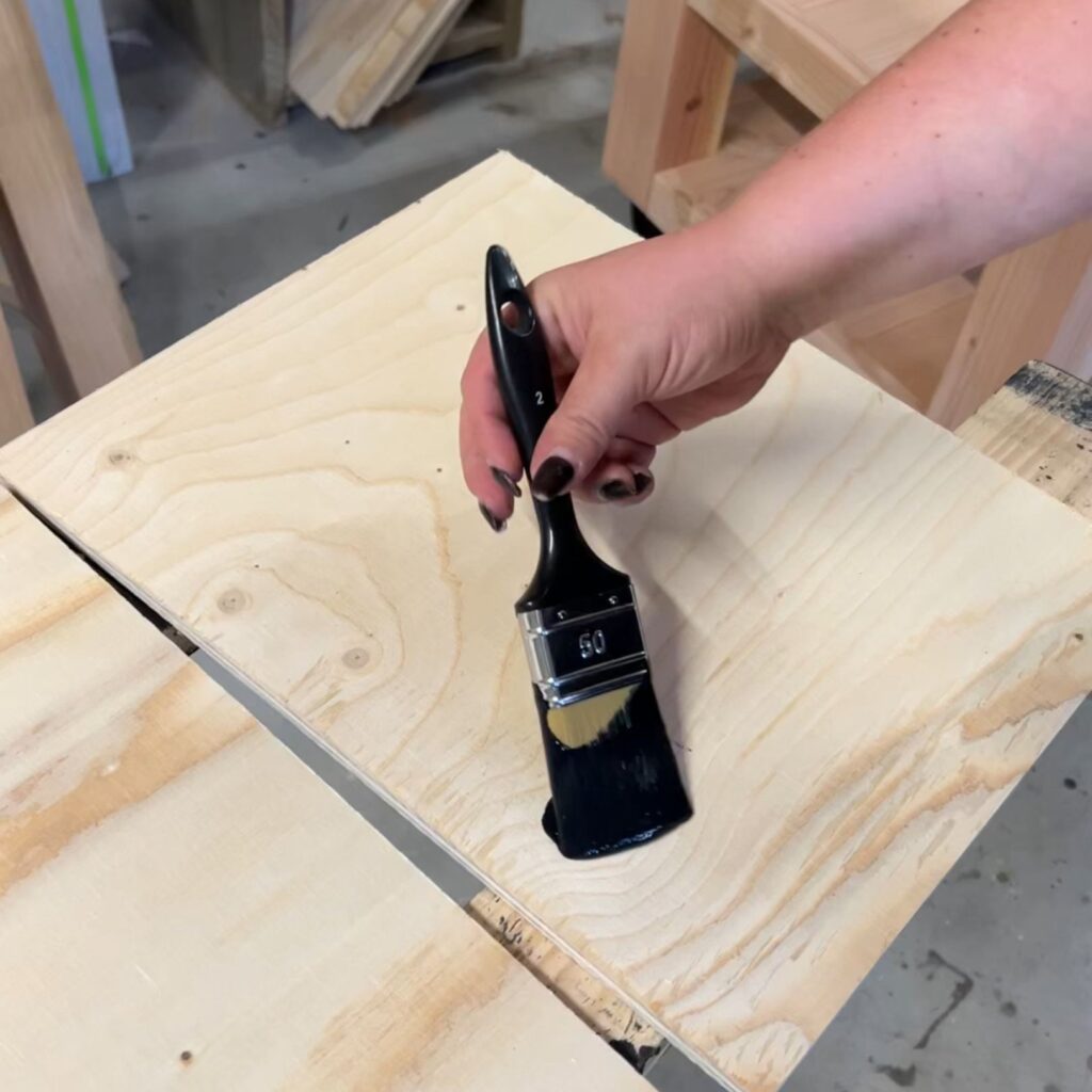 voorbereiding verven modderkeukentje bartsmeubelen